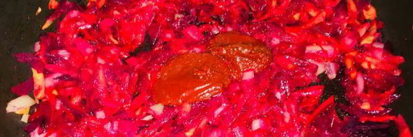 красный борщ из индейки