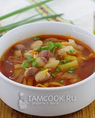 Постный красный борщ