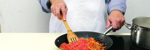 украинский борщ со свеклой и мясом