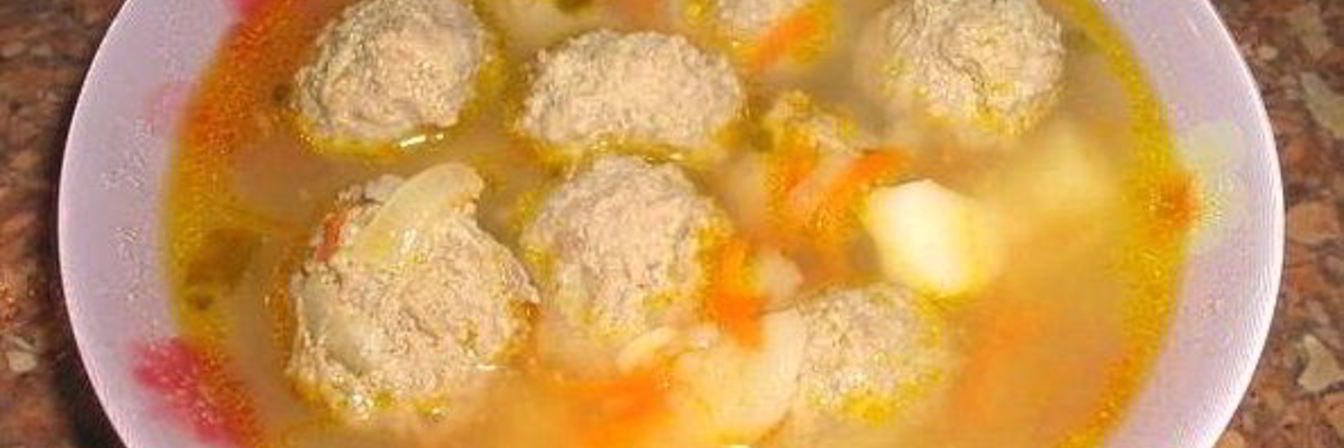 Гороховый суп с фрикадельками