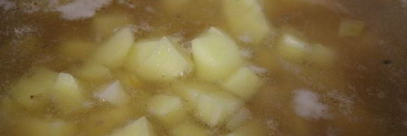 гороховый суп с копченой колбасой