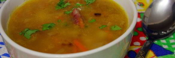 гороховый суп с копченой колбасой