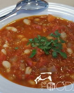 Постный суп с фасолью