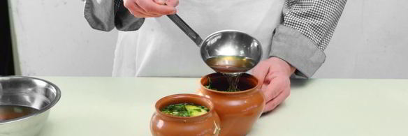 постные щи из квашеной капусты с грибами