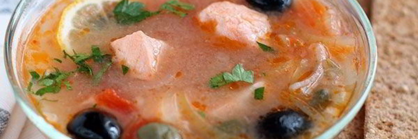 Рыбная солянка из форели