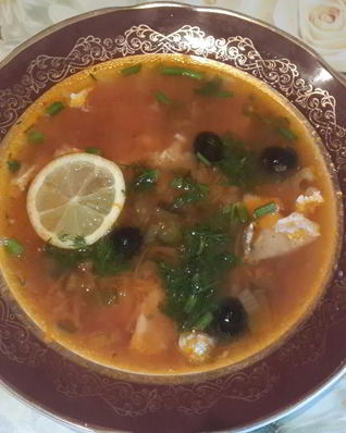 Рыбная солянка