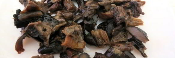 солянка грибная с огурцами