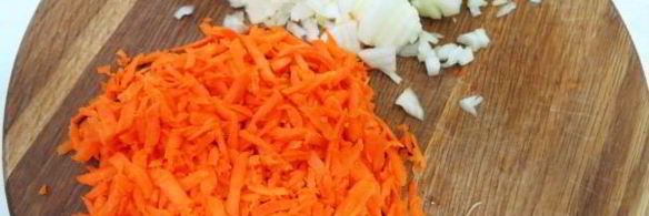 солянка грибная с огурцами