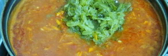 солянка грибная с огурцами