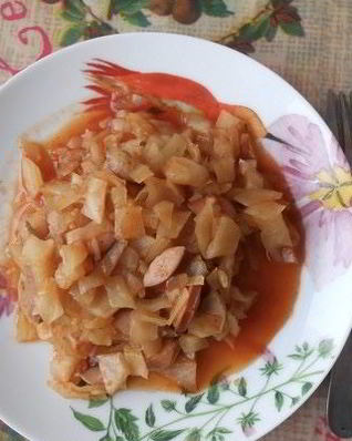 Солянка с сардельками в мультиварке