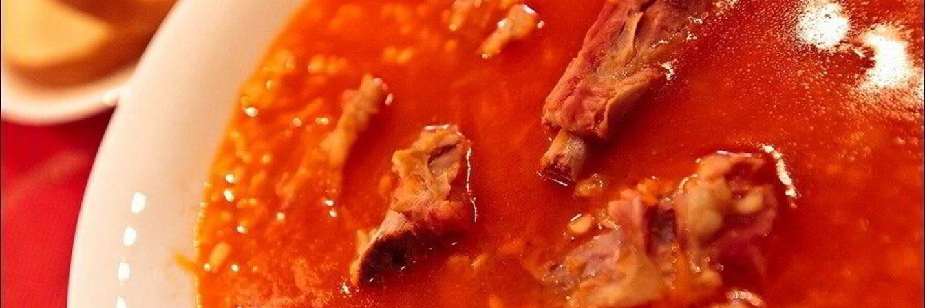 Суп фасолевый с копчеными ребрышками