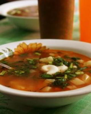 Суп из фасоли в томатном соусе