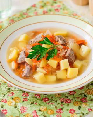 Суп из индейки и соленых огурцов