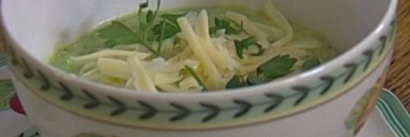 суп из зеленых овощей с яйцом и лимоном