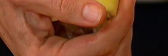 суп из зеленых овощей с яйцом и лимоном