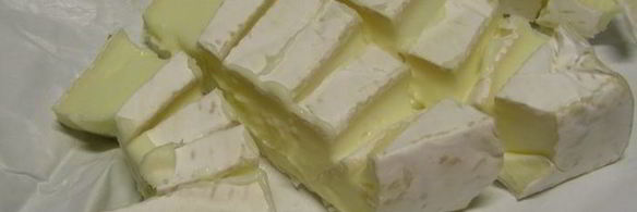 грибной суп-пюре с сыром бри и миндалем