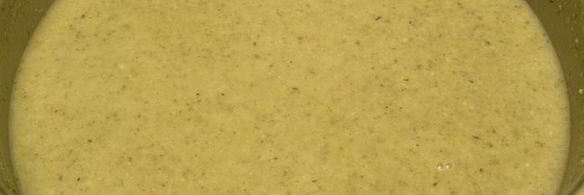 грибной суп-пюре с сыром бри и миндалем