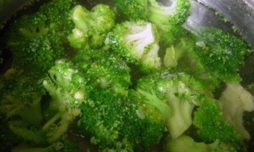 Рецепт супа-пюре из брокколи с йогуртом