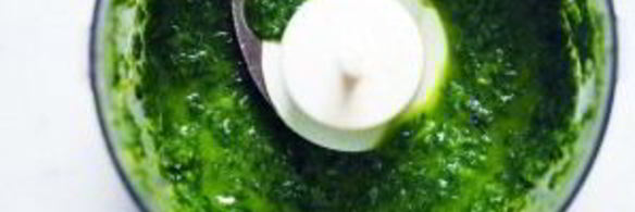 суп-пюре из брокколи со шпинатом