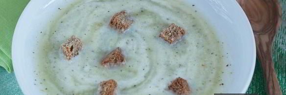 суп-пюре из кабачков с сельдереем