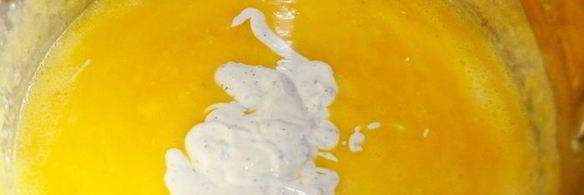 суп-пюре из тыквы с тахиной