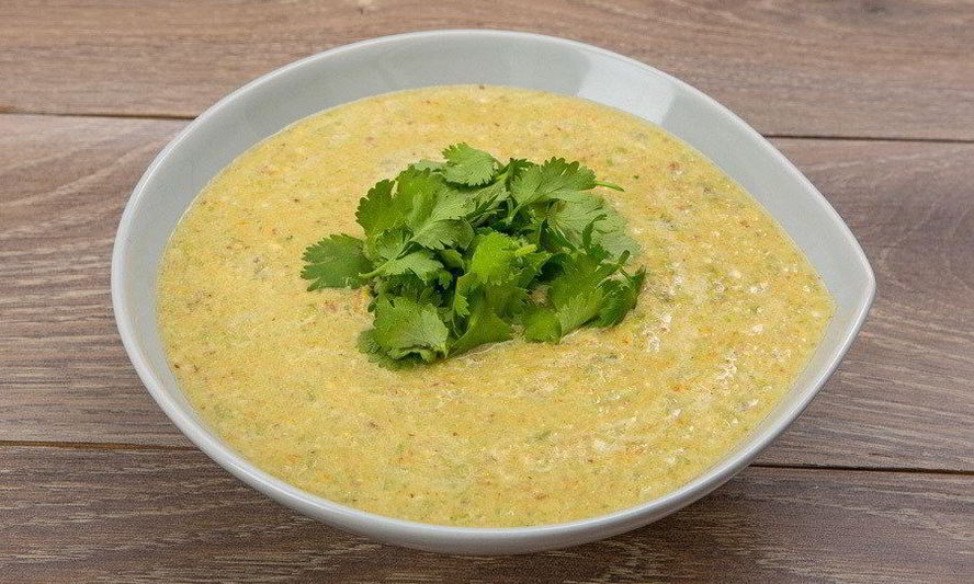 Рецепт супа с миндалем и стручковой фасолью