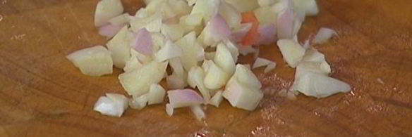 свекольный суп с фрикадельками