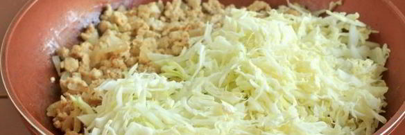 блинчики с куриным фаршем и капустой