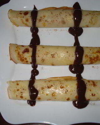 Блинчики с творожно-банановой начинкой