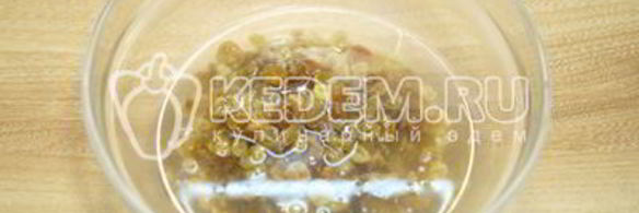 блины с творогом и изюмом