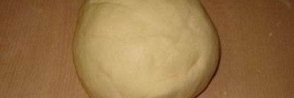 булочки из слоеного дрожжевого теста