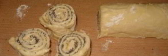 булочки из слоеного дрожжевого теста