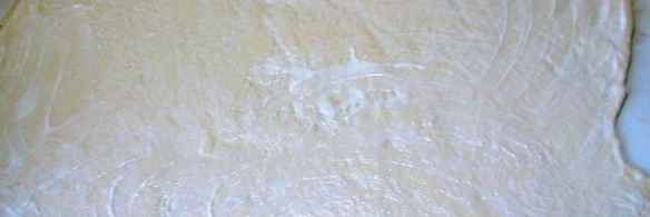 булочки с корицей, творогом и маскарпоне