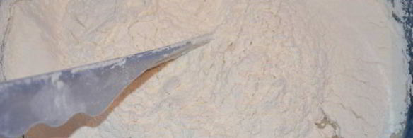 булочки с маком и изюмом