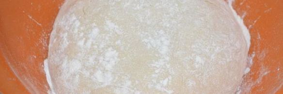 булочки с маком и изюмом