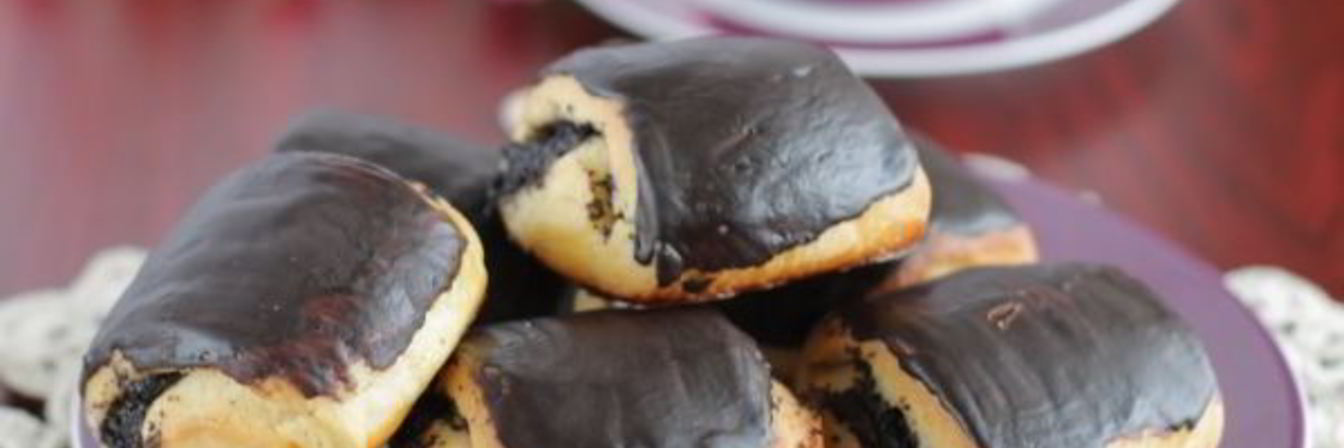 Булочки с маком