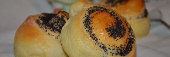 дрожжевые булочки с маком