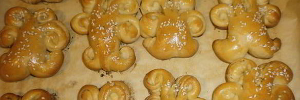 плюшки с корицей