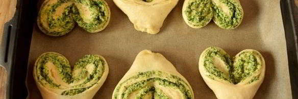 плюшки с песто из петрушки