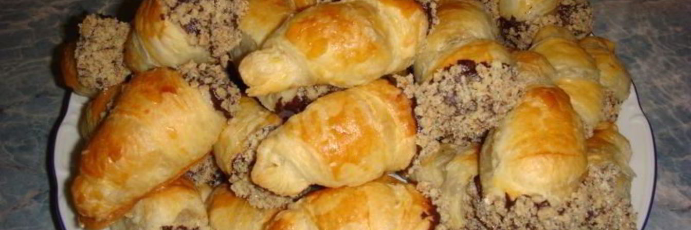 Полукруассаны с шоколадом