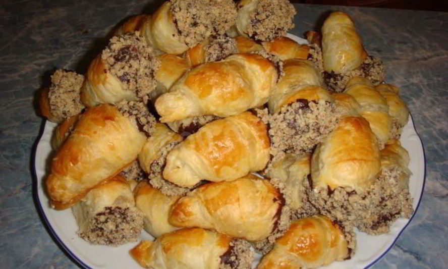 Рецепт полукруассанов с шоколадом