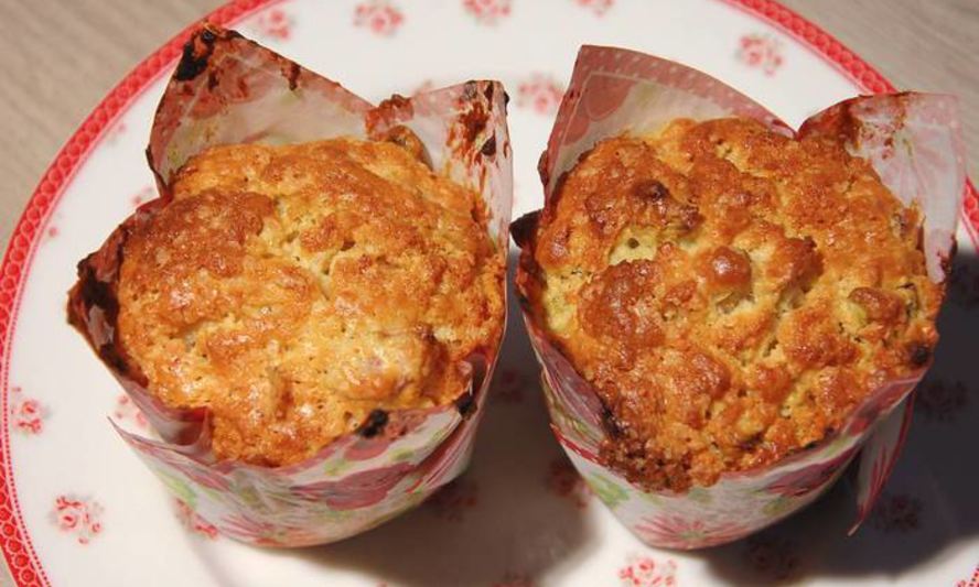 Рецепт сливочных булочек с ревенем