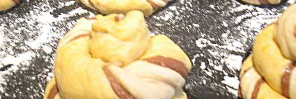 трехцветные булочки