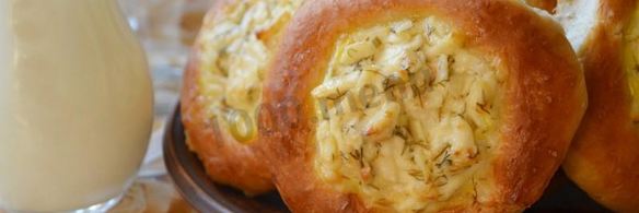 ватрушки с копченым сыром и укропом из дрожжевого теста