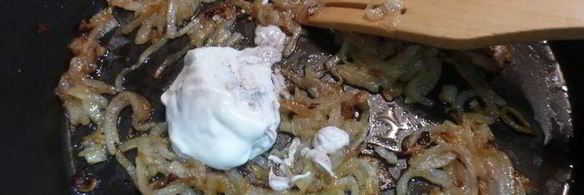 ватрушки с луково-сырной начинкой