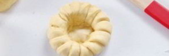 ватрушки с творогом, брынзой и зеленью