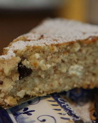 Австрийский чизкейк с миндалем и изюмом