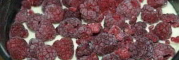 чизкейк с малиной и шоколадом