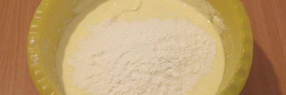 чизкейк с маскарпоне и брусничным соусом