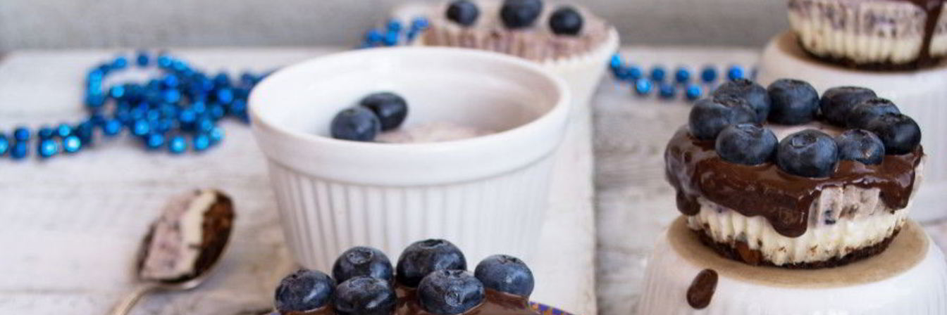 Чизкейки с лавандой и голубикой